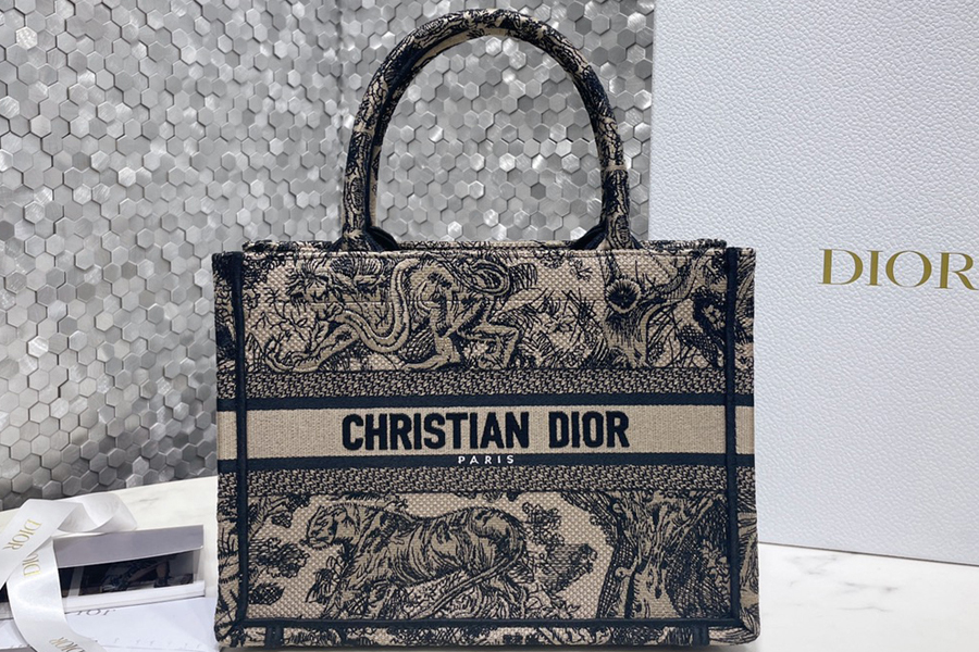 Dior バッグ スーパーコピー.jpg